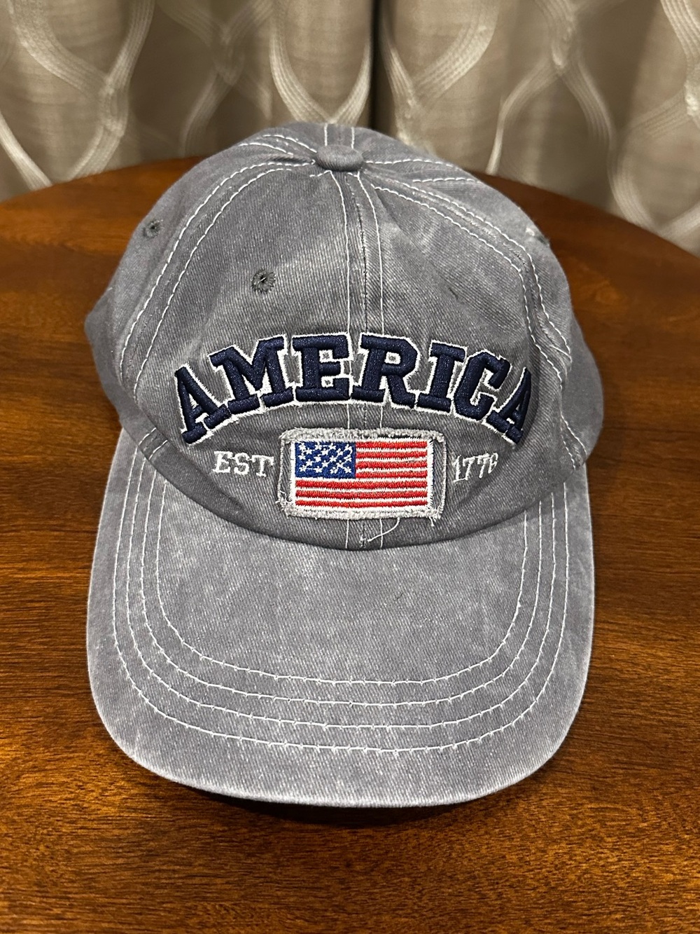 New USA American Baseball Cap with Embroidered Flag - Grey 🇺🇸